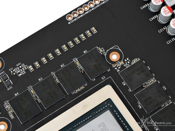 ZOTAC GeForce RTX 2080 Ti AMP Extreme 5. Layout & PCB 3