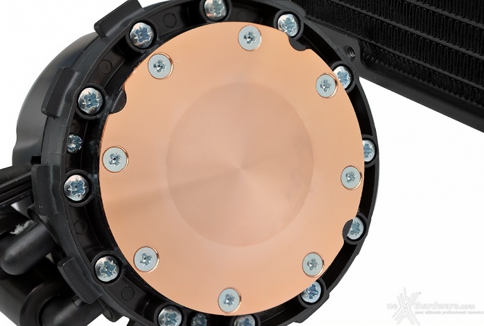 Thermaltake Water 3.0 360 ARGB Sync Edition 2. Visto da vicino - Parte prima 5