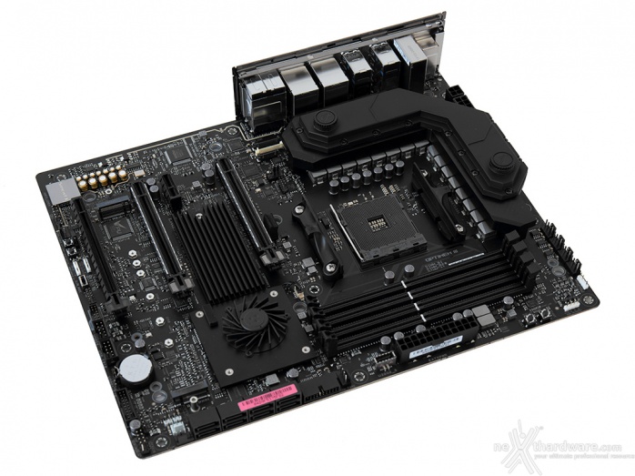 ASUS ROG Crosshair VIII Formula 2. Vista da vicino 7