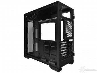 Antec P120 Crystal 3. Interno 9