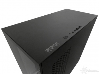 Antec P120 Crystal 2. Esterno 3