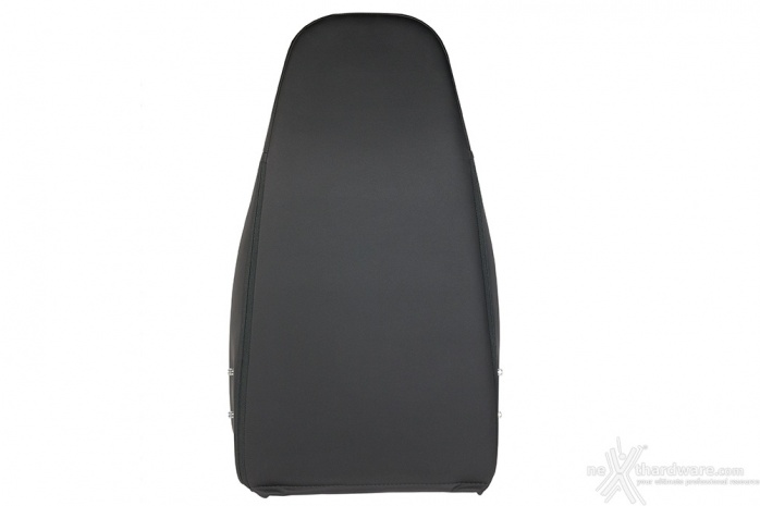 Noblechairs ICON Black Edition 1. Packaging & Bundle 7
