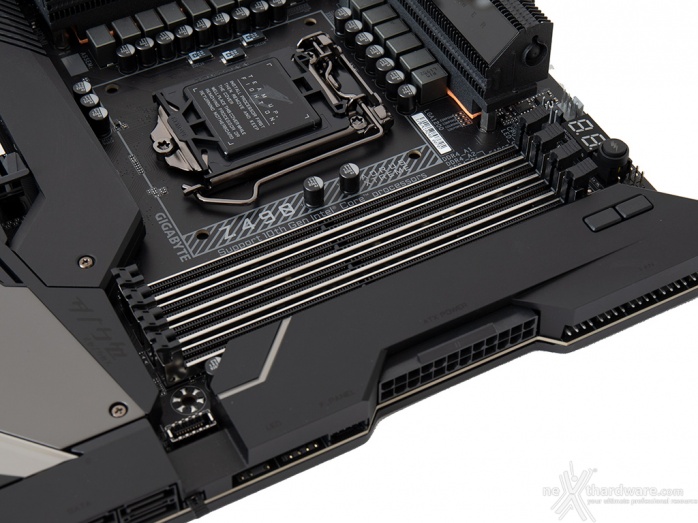 GIGABYTE Z490 AORUS XTREME 4. Vista da vicino - Parte seconda 11