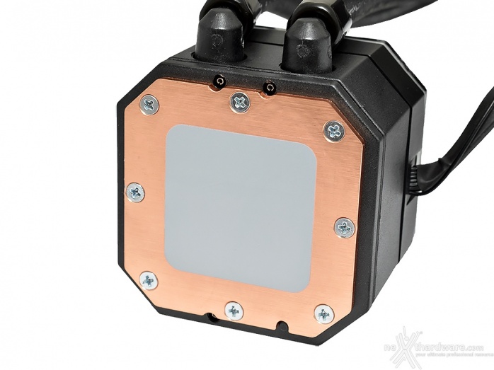 CORSAIR iCUE H115i ELITE CAPELLIX 2. Visto da vicino - Parte prima 4