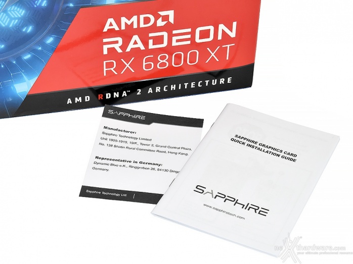 SAPPHIRE NITRO+ Radeon RX 6800 XT 2. Packaging & Bundle 5