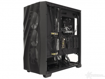 Antec DF700 Flux 3. Interno 7