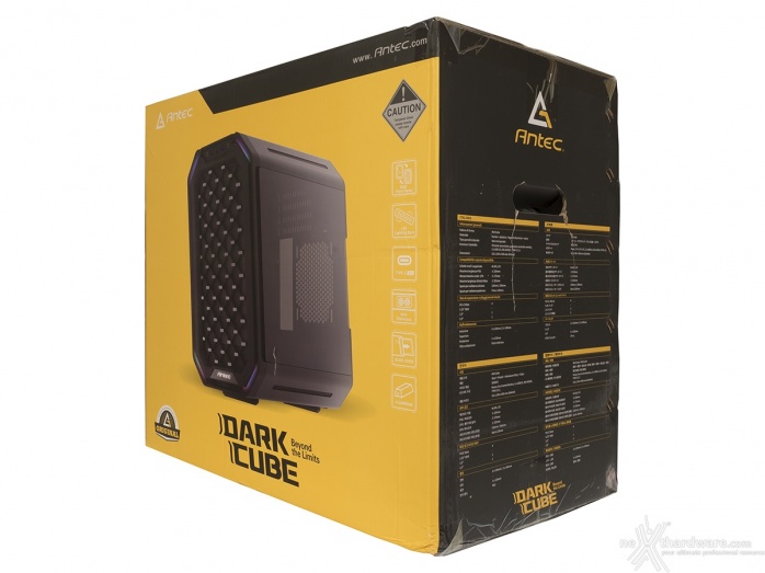 Antec Dark Cube 1. Packaging & Bundle 1