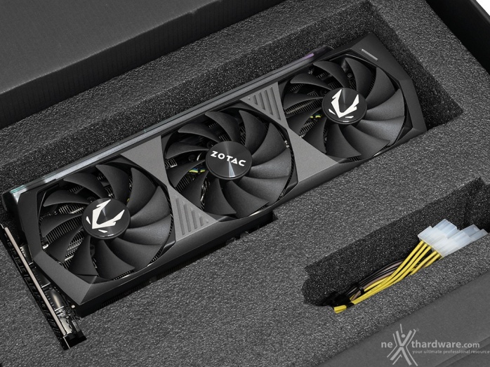 ZOTAC GeForce RTX 3080 Ti AMP Holo 1. Packaging & Bundle 5