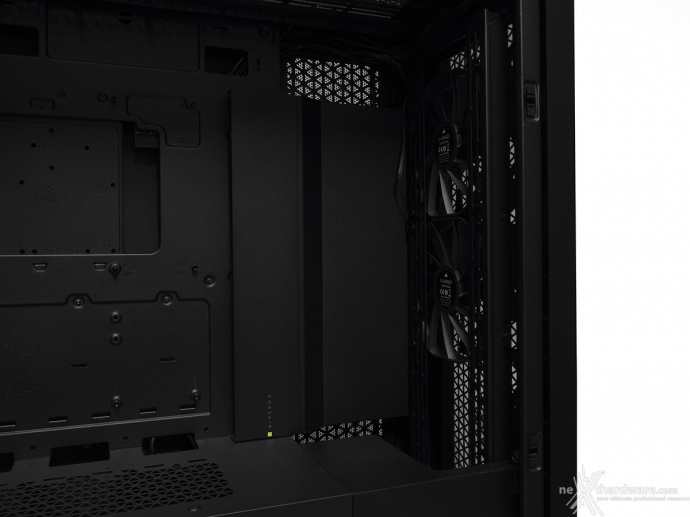 CORSAIR 7000D AIRFLOW 3. Interno 4