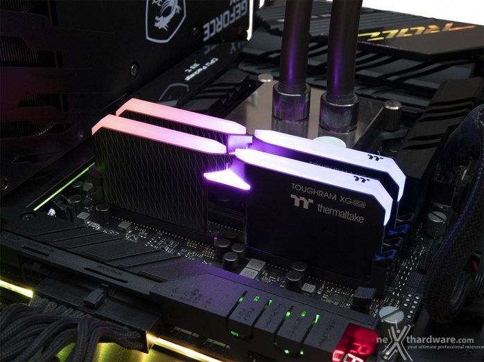 Thermaltake TOUGHRAM XG RGB 4600MHz C19 2. Software controllo illuminazione 1