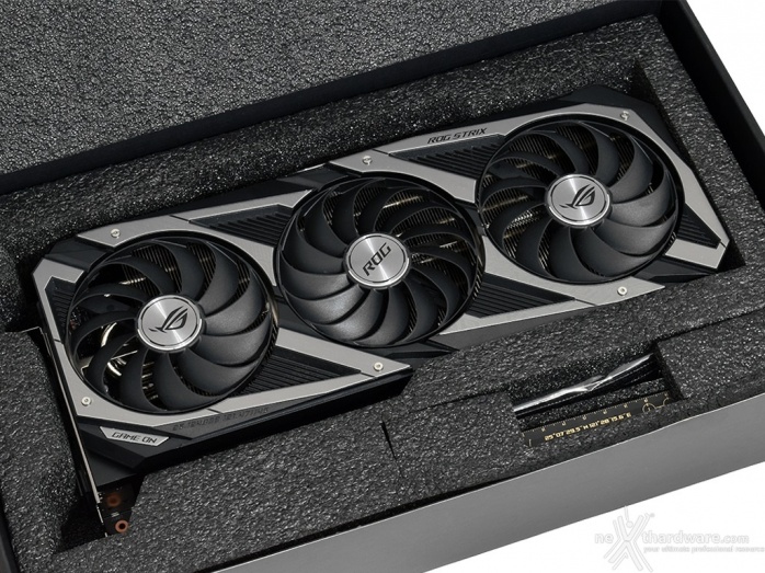 ASUS ROG STRIX GeForce RTX 3080 Ti OC 1. Packaging & Bundle 4