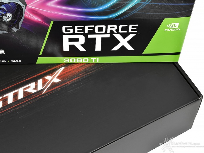 ASUS ROG STRIX GeForce RTX 3080 Ti OC 1. Packaging & Bundle 3