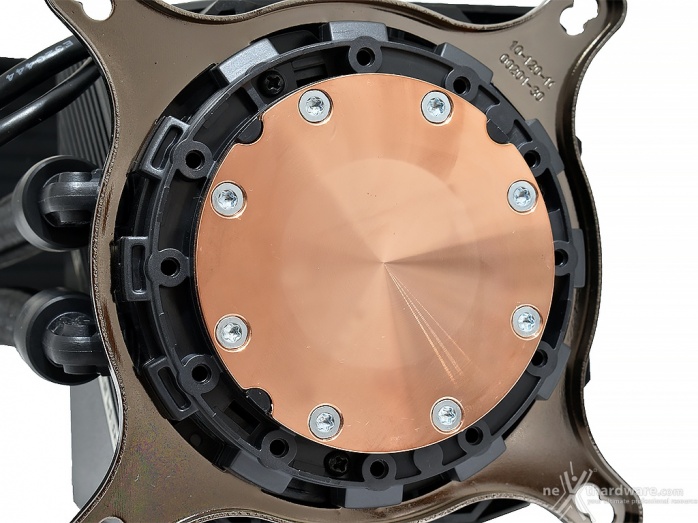 ROG RYUJIN II 360 2. Visto da vicino - Parte prima 8