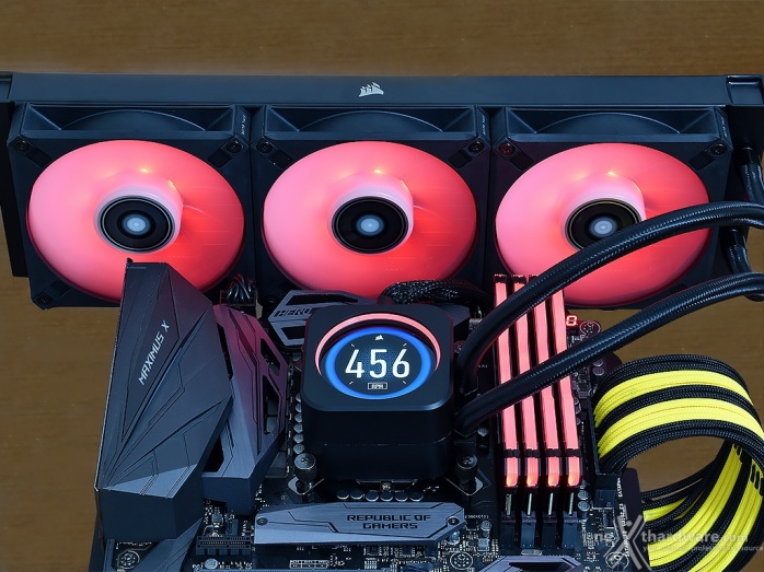 CORSAIR iCUE H150i ELITE LCD 4. Installazione 7