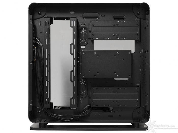 Thermaltake Core P6 TG ARGB 3. Interno 7