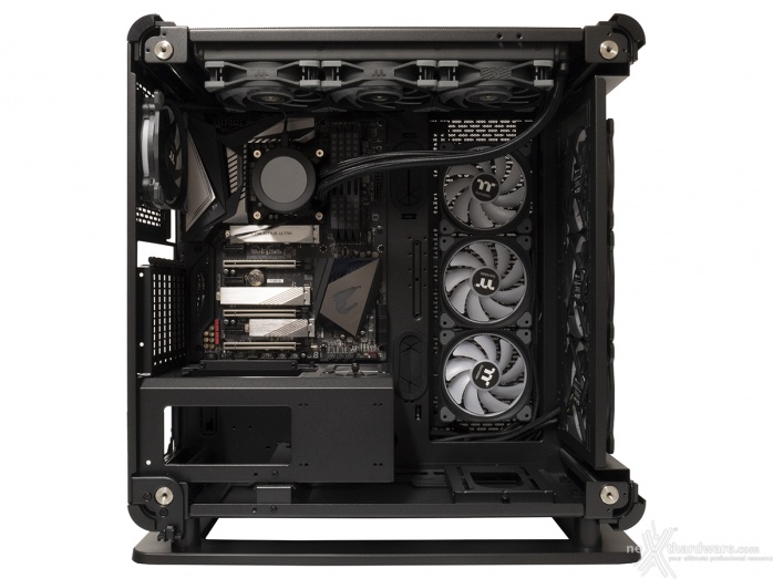 Thermaltake Core P6 TG ARGB 5. Installazione componenti 2