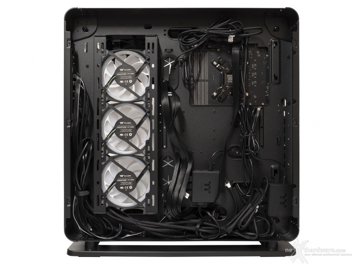 Thermaltake Core P6 TG ARGB 5. Installazione componenti 3