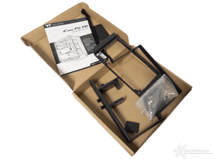 Thermaltake Core P6 TG ARGB 1. Packaging & Bundle 3