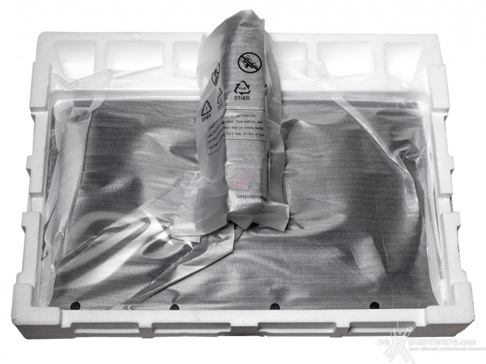 ASUS ROG Swift PG32UQ 1. Packaging & Bundle 3