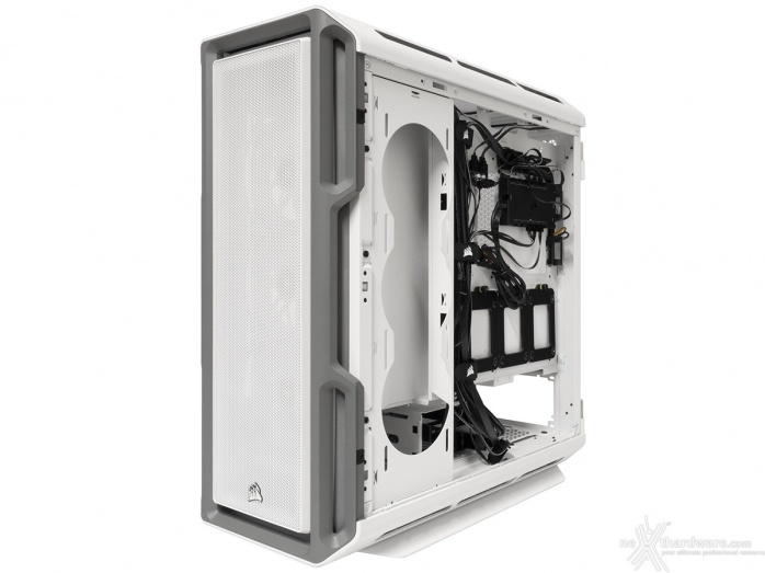 CORSAIR iCUE 5000T RGB 3. Interno 10
