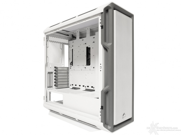 CORSAIR iCUE 5000T RGB 3. Interno 2