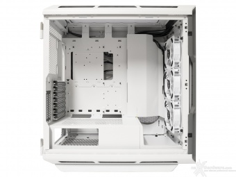 CORSAIR iCUE 5000T RGB 3. Interno 8