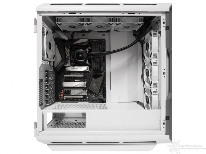 CORSAIR iCUE 5000T RGB 5. Installazione componenti 2