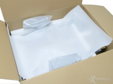 Noblechairs HERO IRON MAN EDITION 1. Packaging & Bundle 8