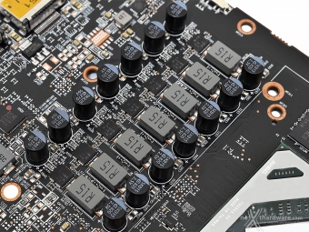 SAPPHIRE NITRO+ Radeon RX 6750 XT 4. Layout & PCB 6
