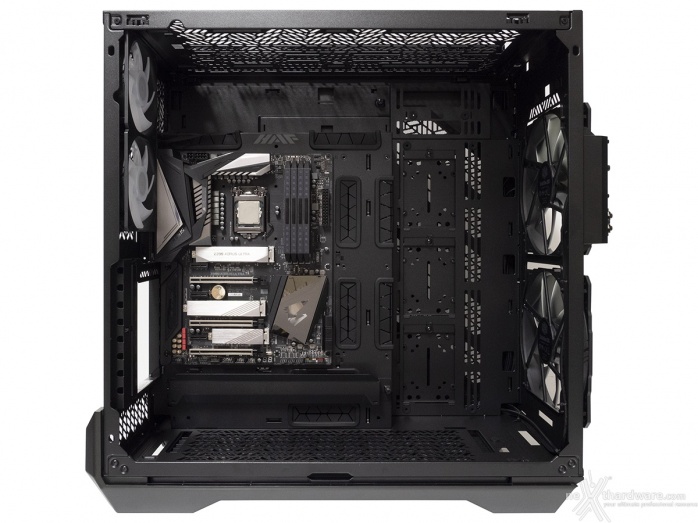 Cooler Master HAF 700 EVO 7. Installazione componenti 1