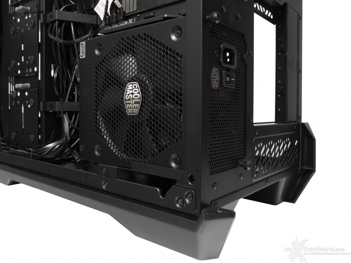 Cooler Master HAF 700 EVO 7. Installazione componenti 3