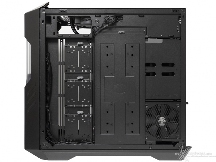 Cooler Master HAF 700 EVO 7. Installazione componenti 5