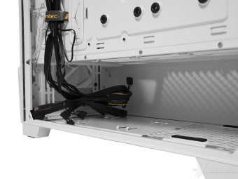 Antec DP505 White 3. Interno 11