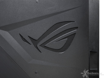 ASUS ROG Swift OLED PG42UQ 2. Visto da vicino - Parte prima 4