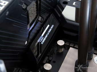 ASUS ROG CROSSHAIR X670E EXTREME 6. Caratteristiche peculiari 13