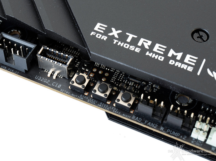 ASUS ROG CROSSHAIR X670E EXTREME 6. Caratteristiche peculiari 3