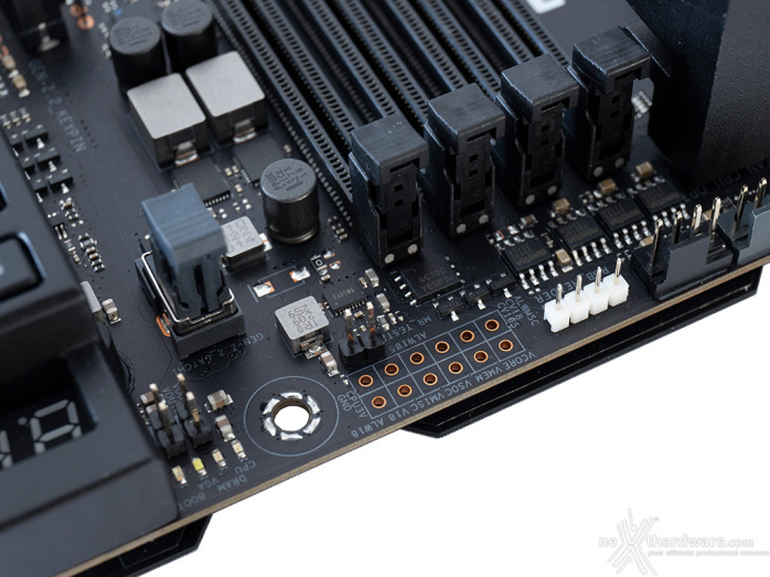 ASUS ROG CROSSHAIR X670E EXTREME 6. Caratteristiche peculiari 2