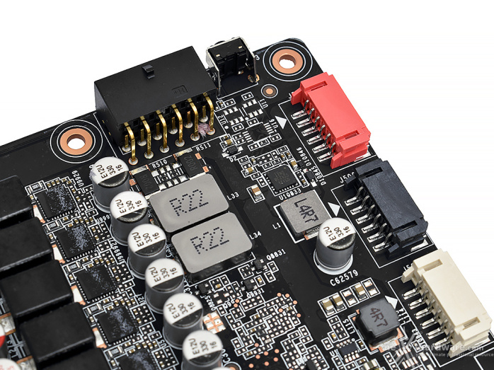 ZOTAC GeForce RTX 4090 AMP Extreme AIRO 5. Layout & PCB 4