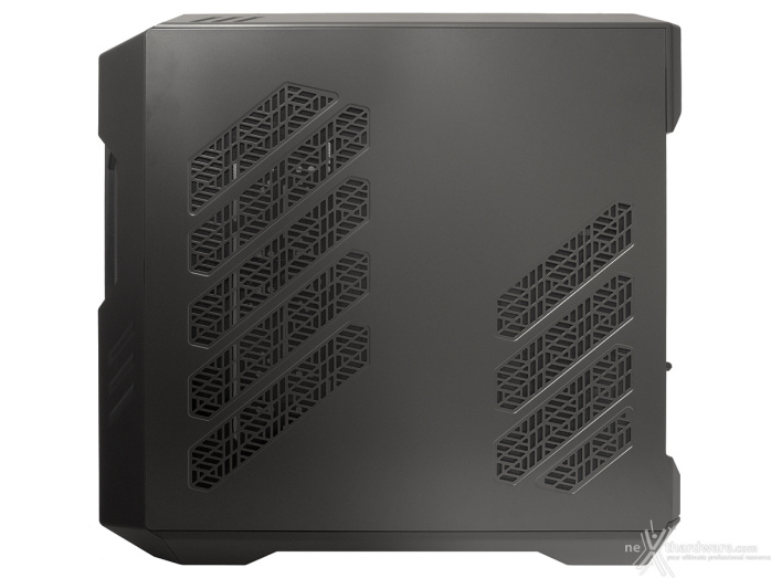 Cooler Master HAF 700 2. Esterno 13