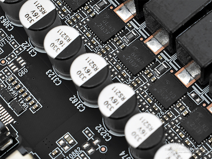 ZOTAC GeForce RTX 4080 AMP Extreme AIRO 5. Layout & PCB 7
