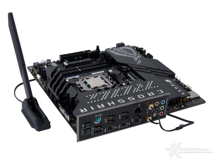 ASUS ROG CROSSHAIR X670E GENE 5. Connettività 14