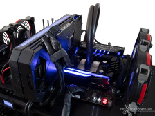 ASUS ROG CROSSHAIR X670E GENE 6. Caratteristiche peculiari 17