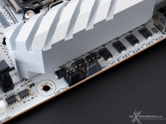 ASUS ROG MAXIMUS Z790 APEX 6. Caratteristiche peculiari 7