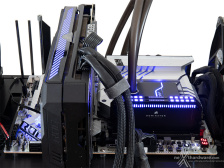 ASUS ROG MAXIMUS Z790 APEX 6. Caratteristiche peculiari 13
