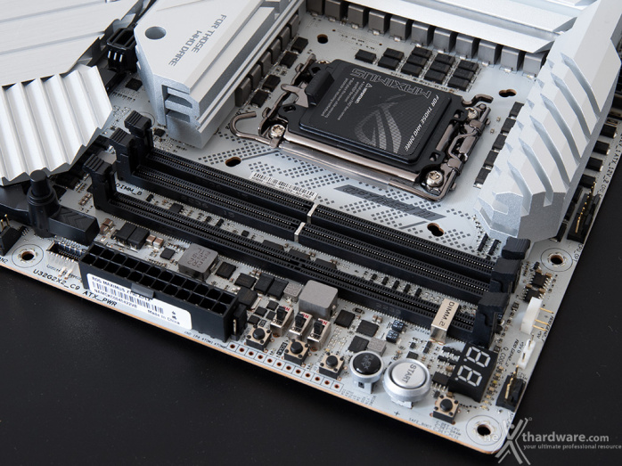 ASUS ROG MAXIMUS Z790 APEX 4. Vista da vicino - Parte seconda 5