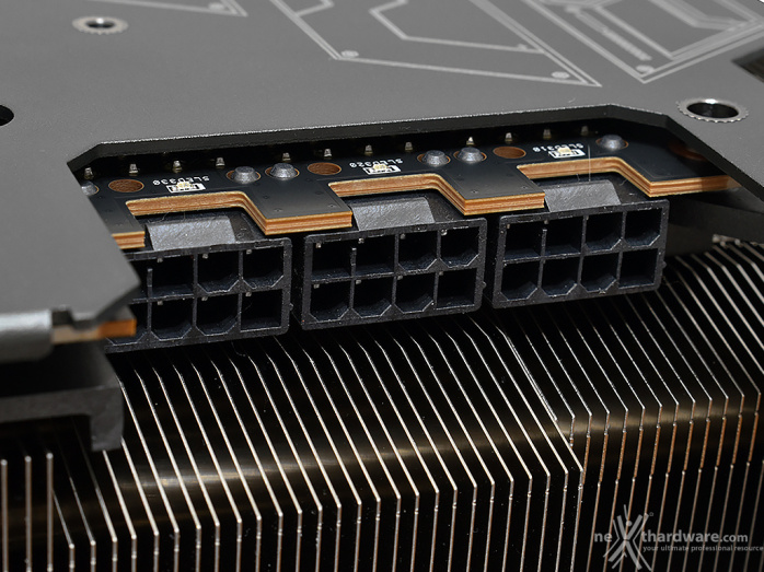 ASUS TUF Gaming Radeon RX 7900 XTX OC 3. Vista da vicino - Parte prima 9