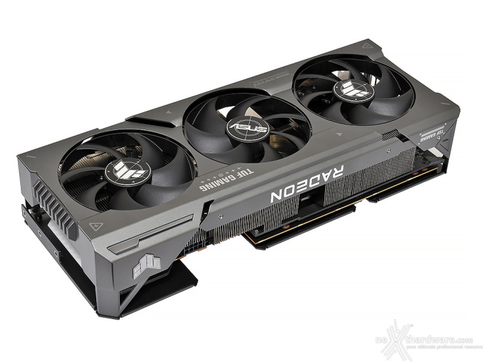 ASUS TUF Gaming Radeon RX 7900 XTX OC 3. Vista da vicino - Parte prima 3