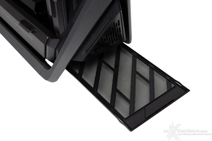 ASUS ROG Hyperion GR701 2. Esterno 13