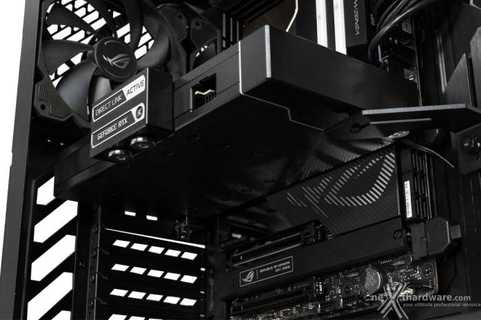 ASUS ROG Hyperion GR701 5. Installazione componenti 4