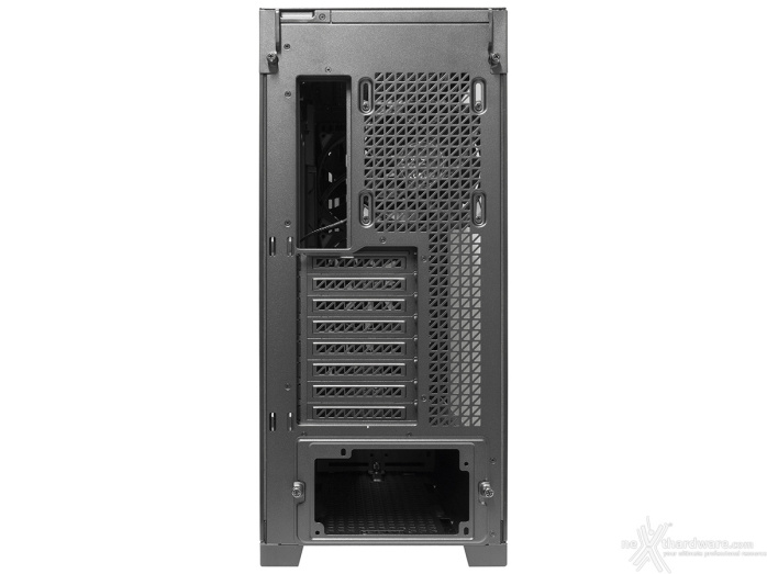 Antec Performance 1 FT 2. Esterno 16